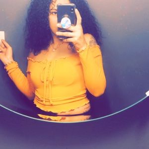 Meet your Posher, Asya